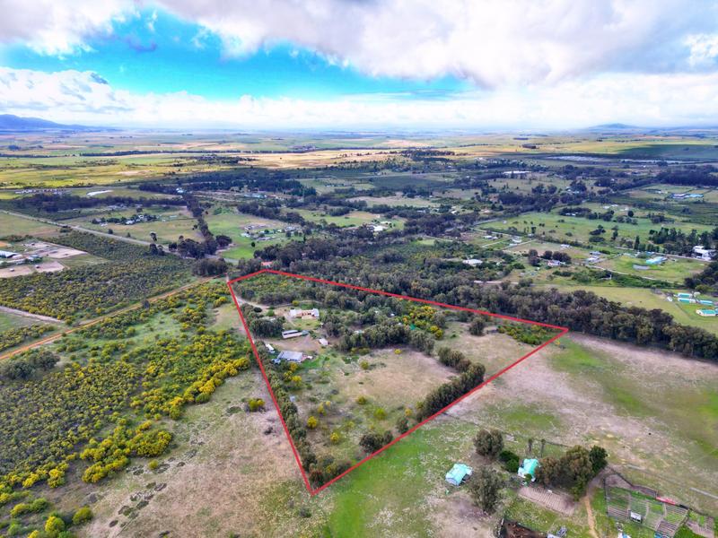 7 Bedroom Property for Sale in Dassenberg Western Cape
